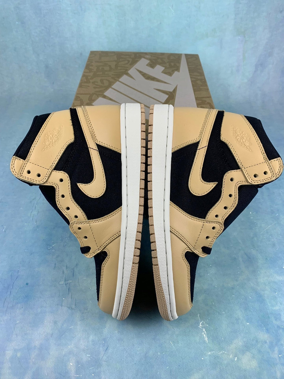 Air Jordan 1 High Milk Tea 575441-202 Unisex Sneakers