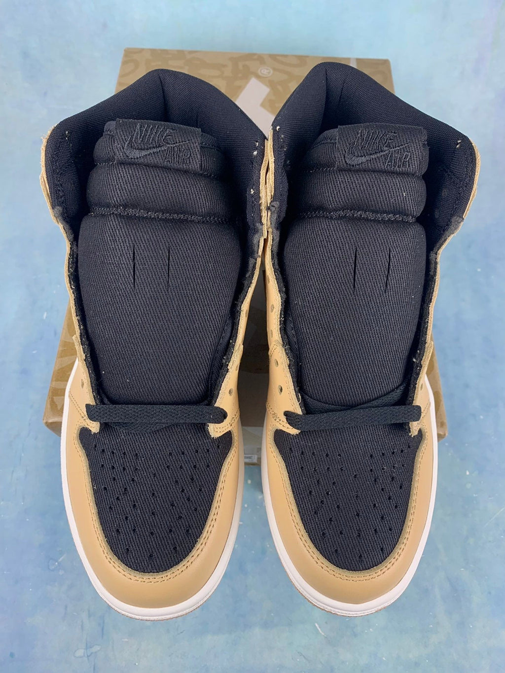 Air Jordan 1 High Milk Tea 575441-202 Unisex Sneakers