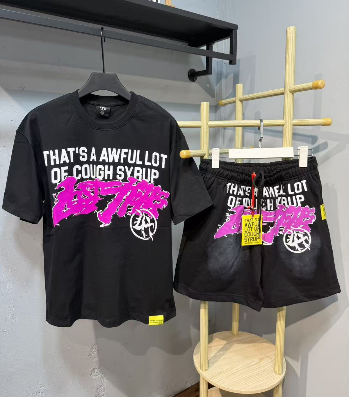 THAT'S A AWFUL LOT OF COUGH SYRUP Pink Graffiti T-Shirt & Shorts Set