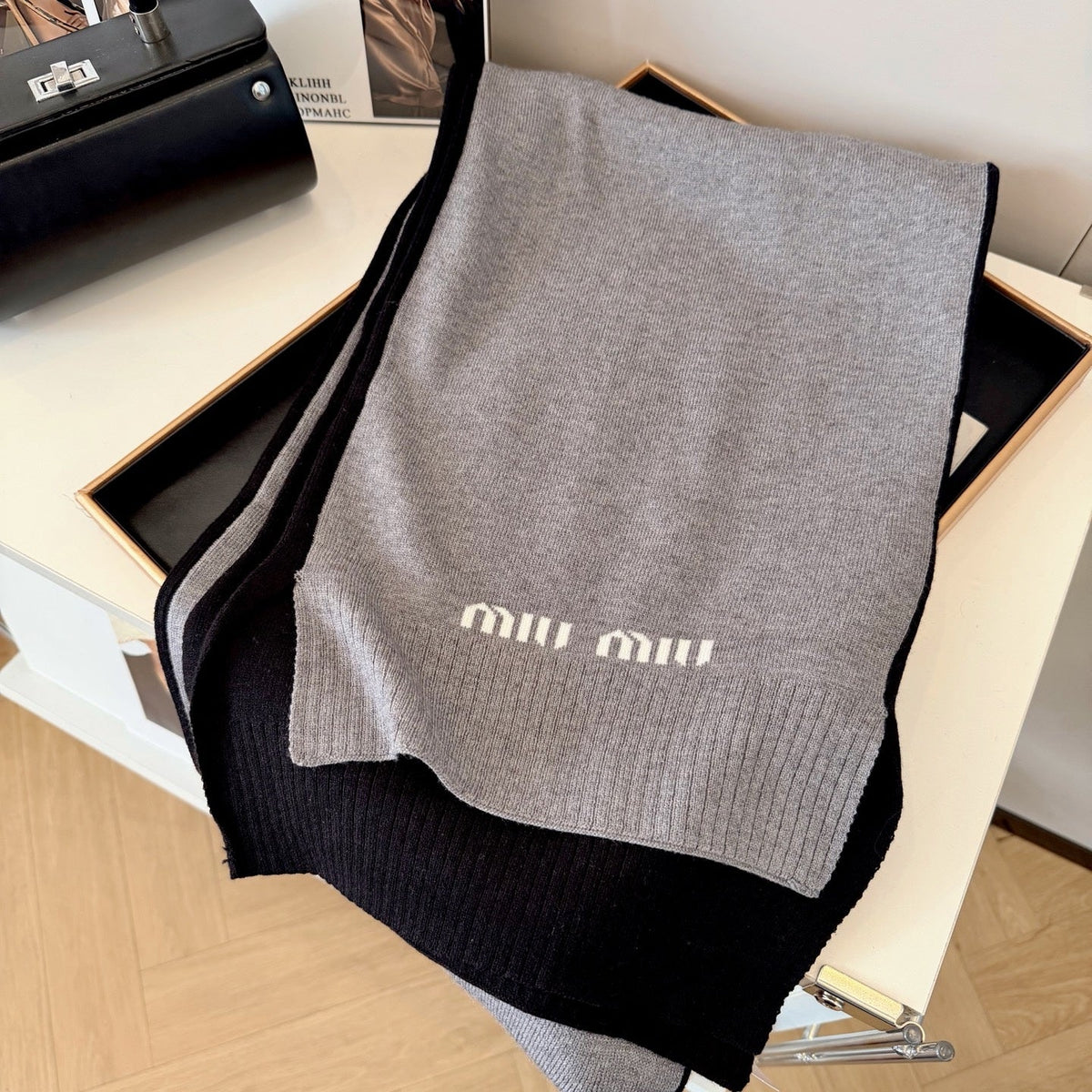 Miu Miu Style Two-Tone Rib-Knit Scarf