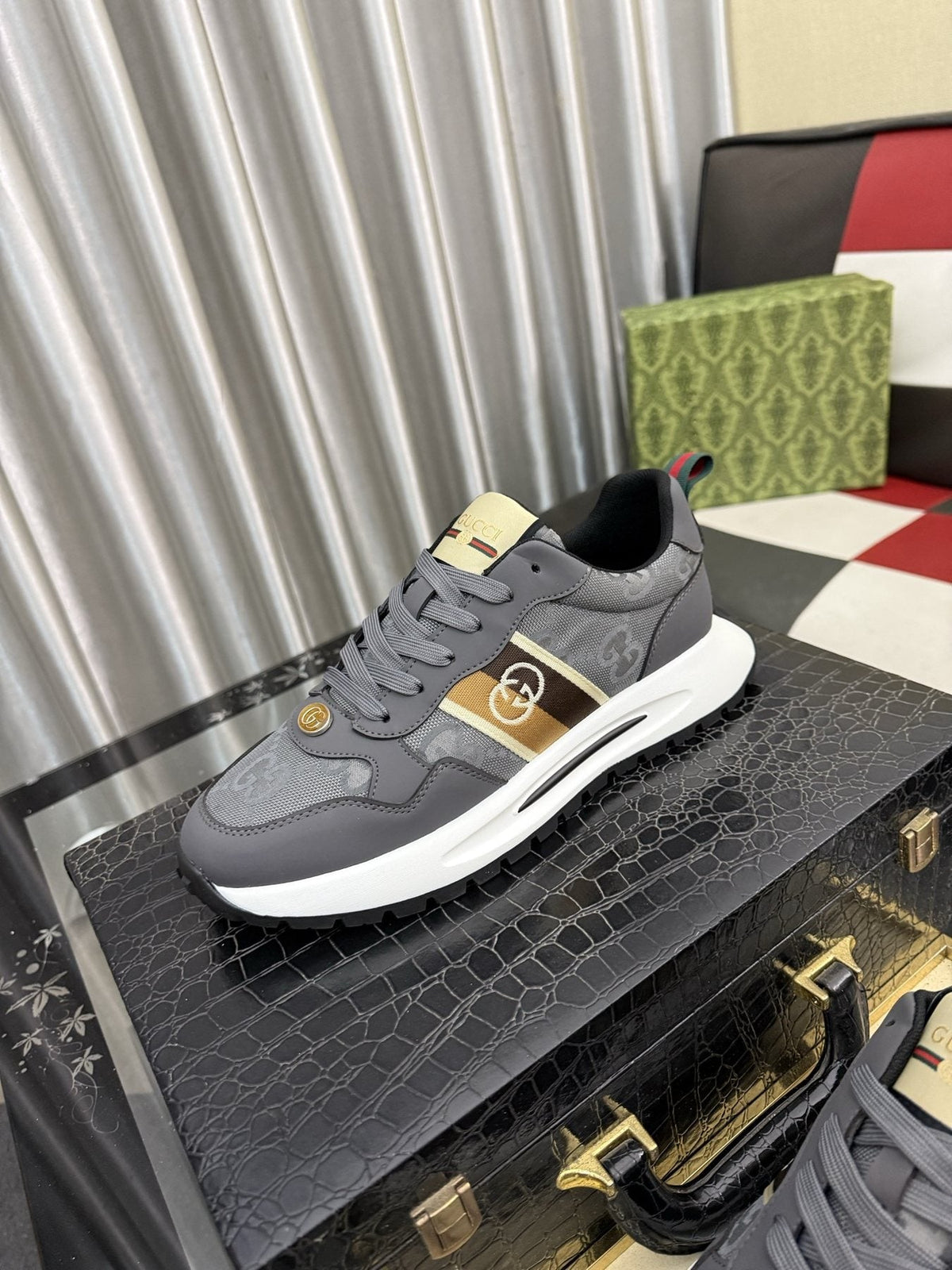 Gucci Patterned Low-Top Sneakers